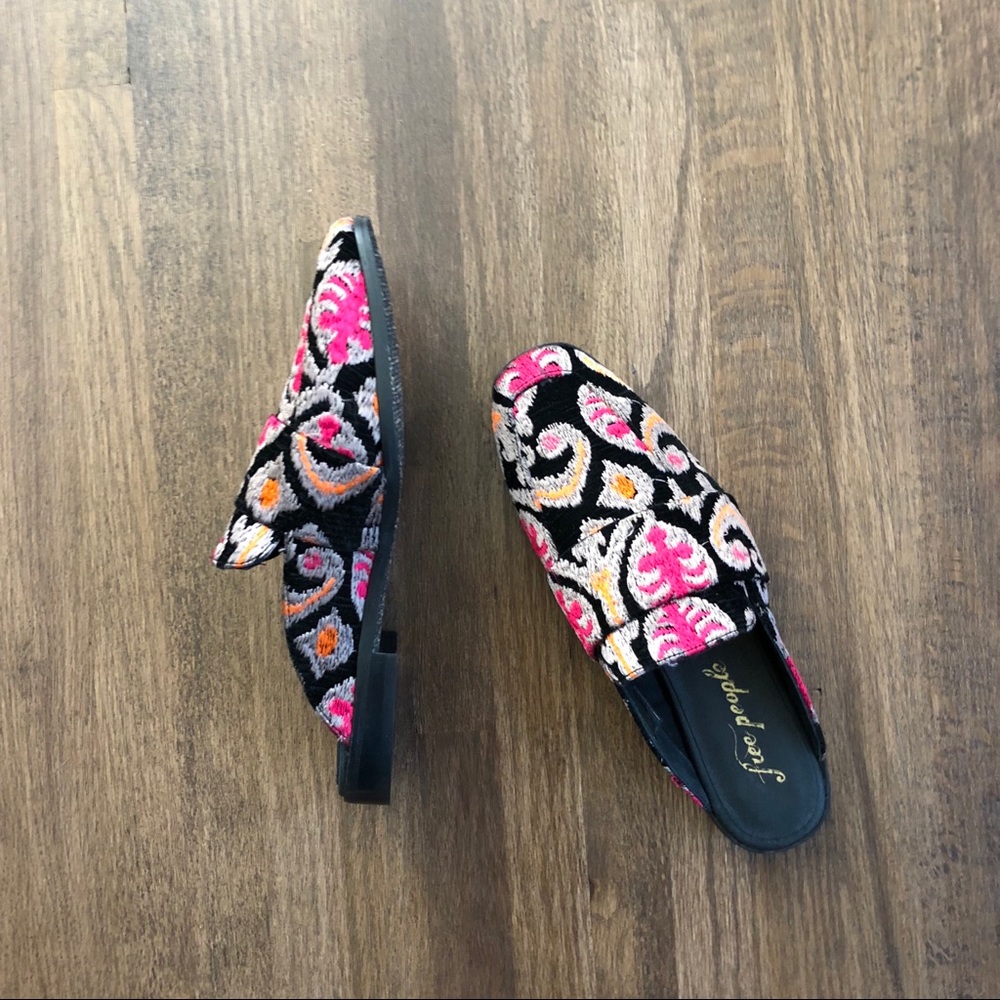 ✨ HOST PICK ✨ Free People At Ease Embroidered Mule - Picture 3 of 3